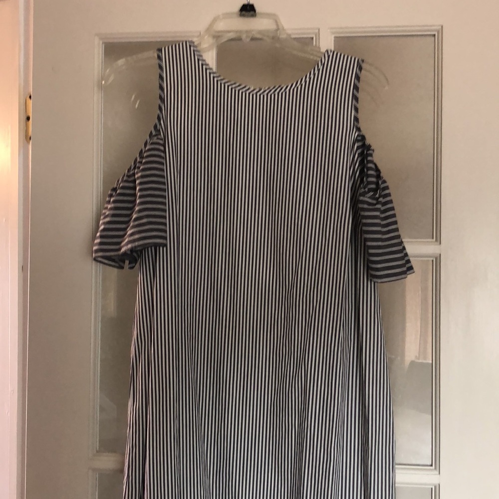 NWT Ann Taylor Loft Cold Shoulder Dress Petite 12